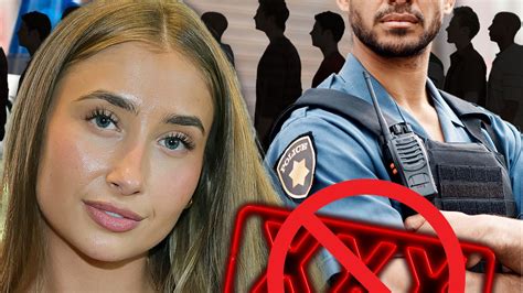 Onlyfans Star Lily Phillips Plan To Screw 1K Dudes Derailed By U S Border Security